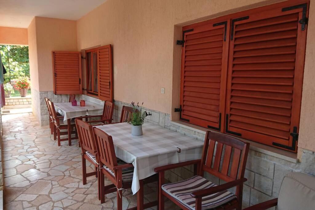 Near Beach - Apartments Marica - Studio Rovinj Buitenkant foto
